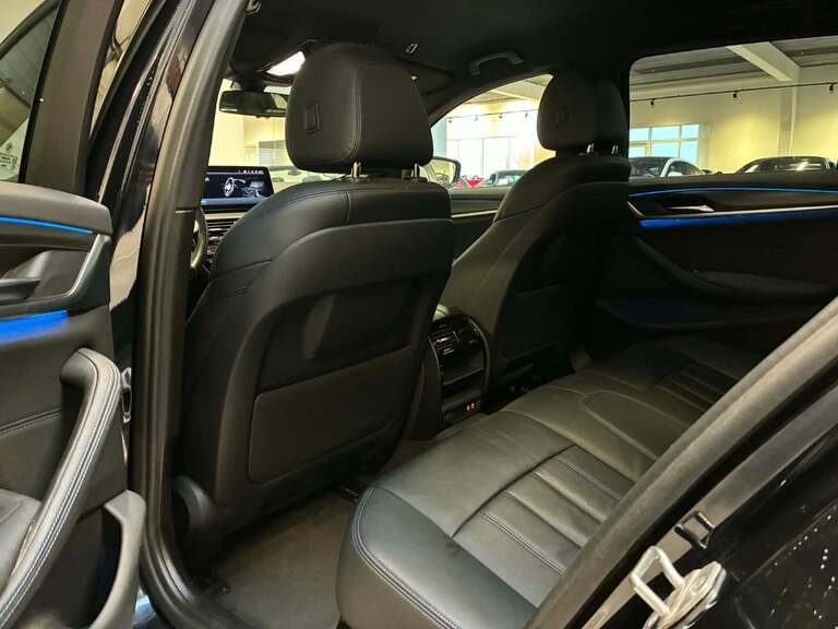 BMW 530e