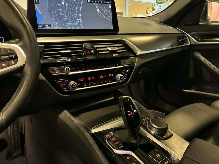 BMW 530e