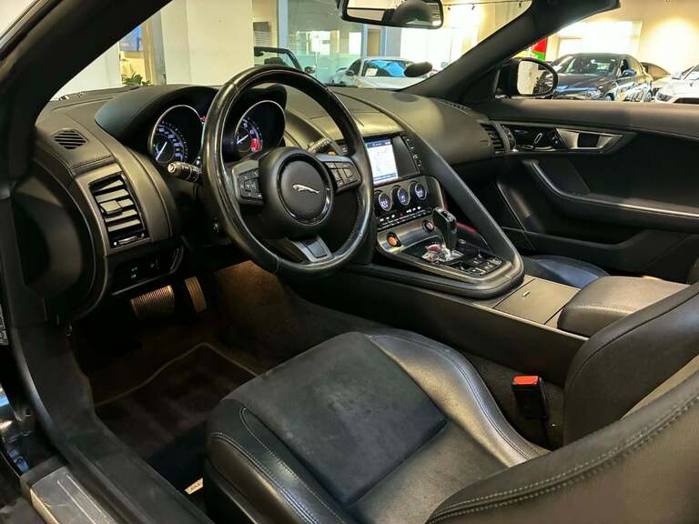 Jaguar F-Type