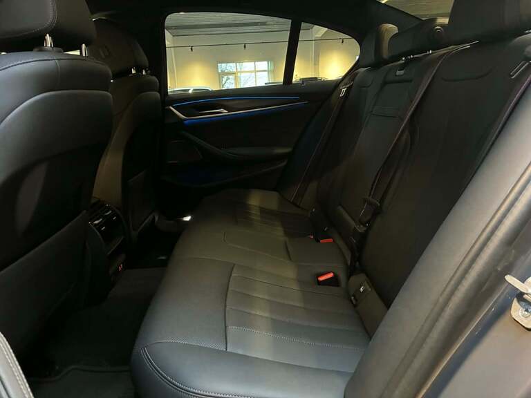 BMW 530e
