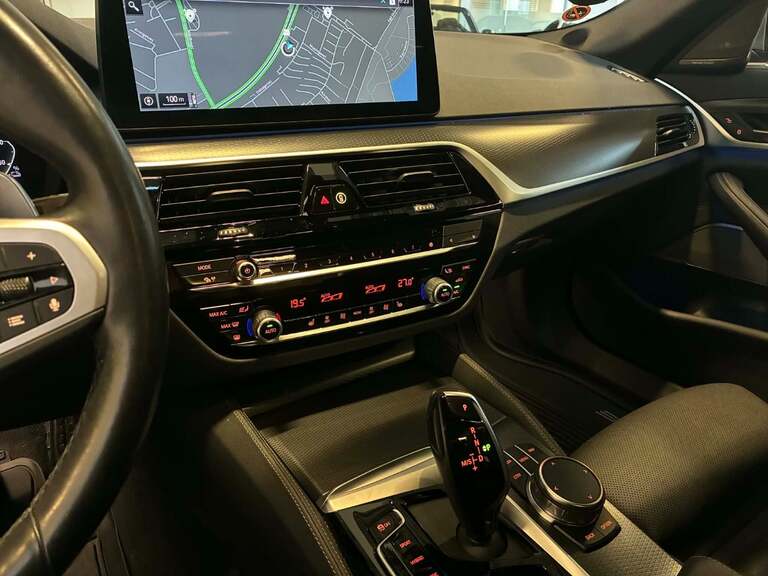 BMW 530e