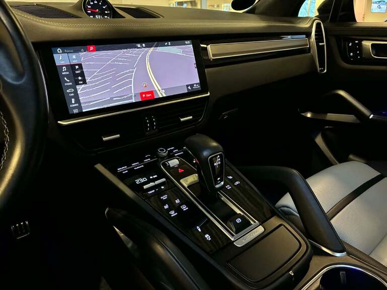 Porsche Cayenne Turbo