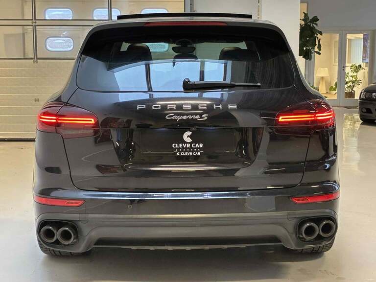 Porsche Cayenne S