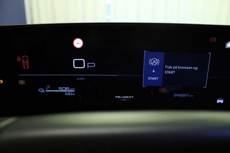 Peugeot e-3008