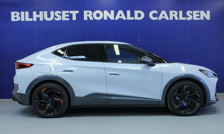 Cupra Tavascan