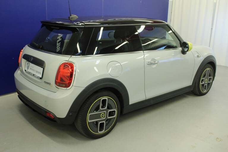 MINI Cooper SE