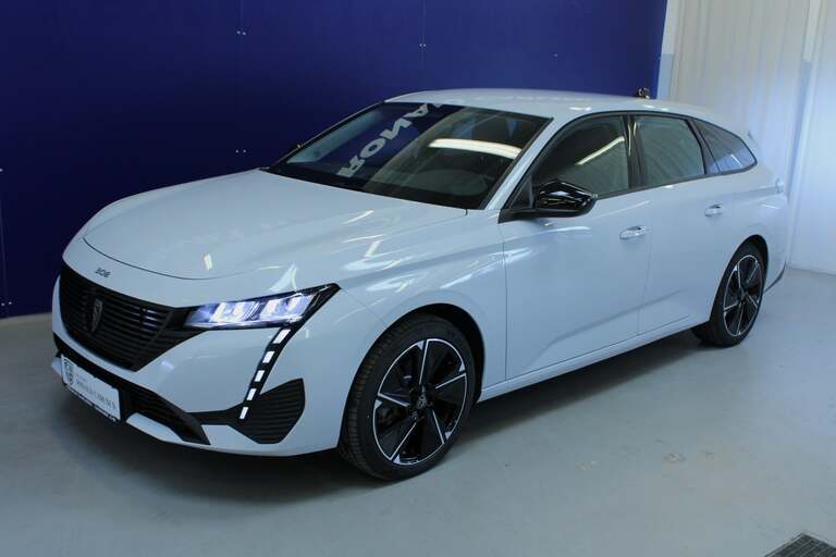 Peugeot e-308