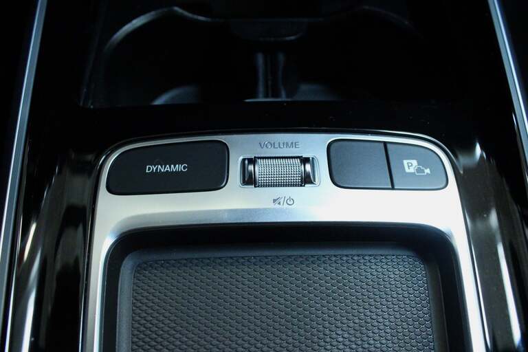 Mercedes EQB300