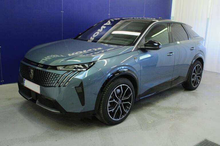 Peugeot e-3008