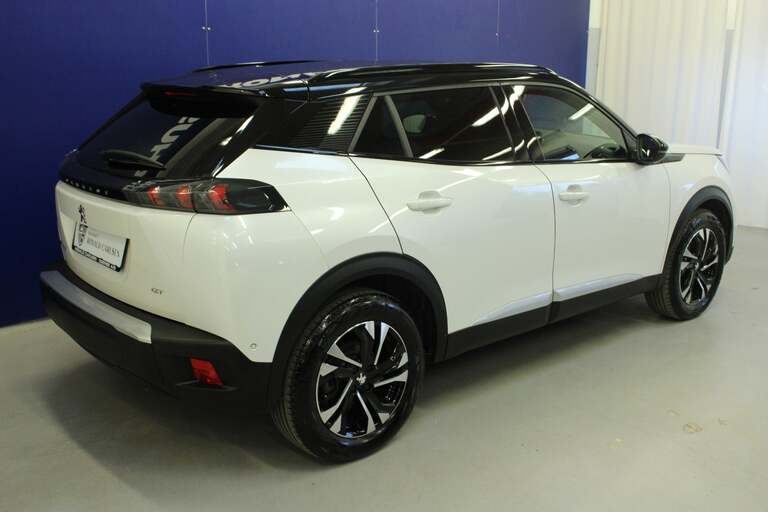 Peugeot e-2008
