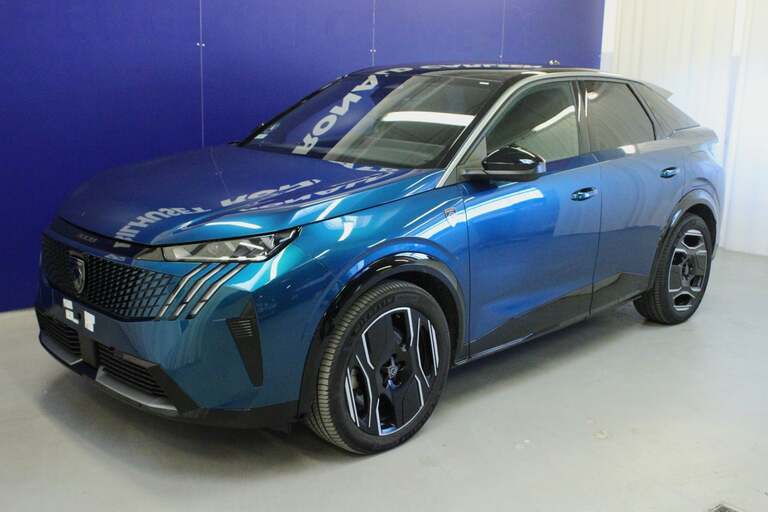 Peugeot e-3008