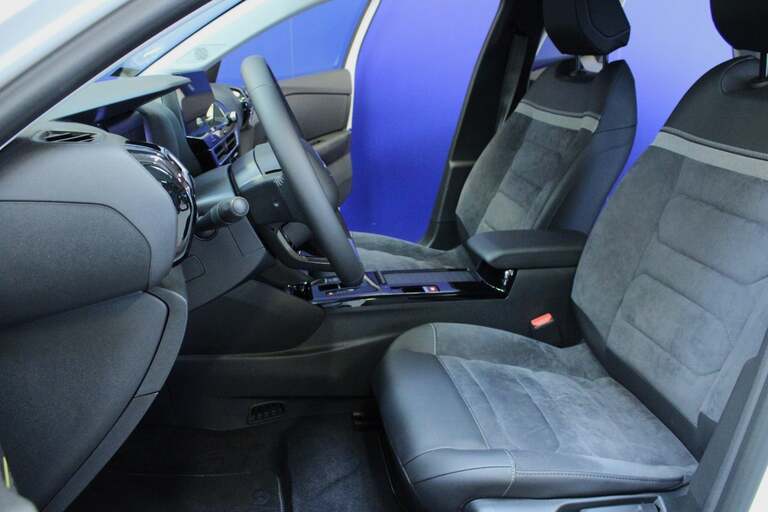 Citroën ë-C4 X