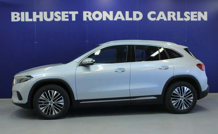 Mercedes EQA300