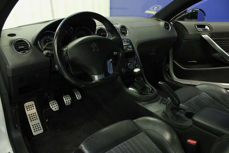 Peugeot RCZ