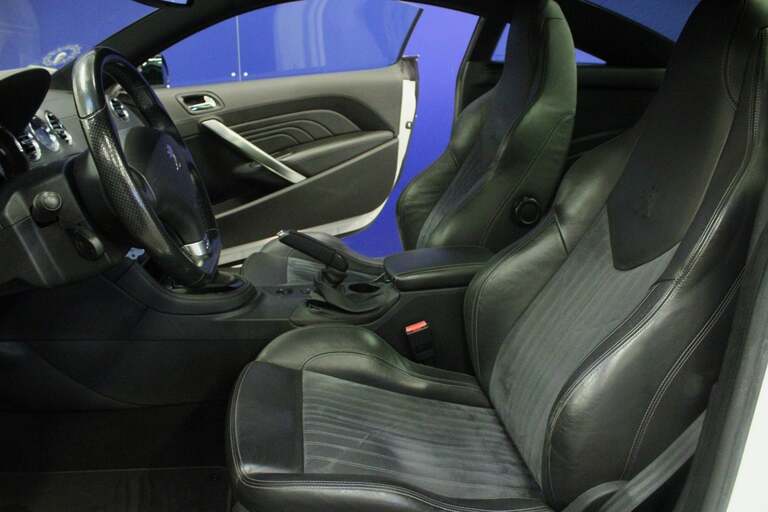 Peugeot RCZ
