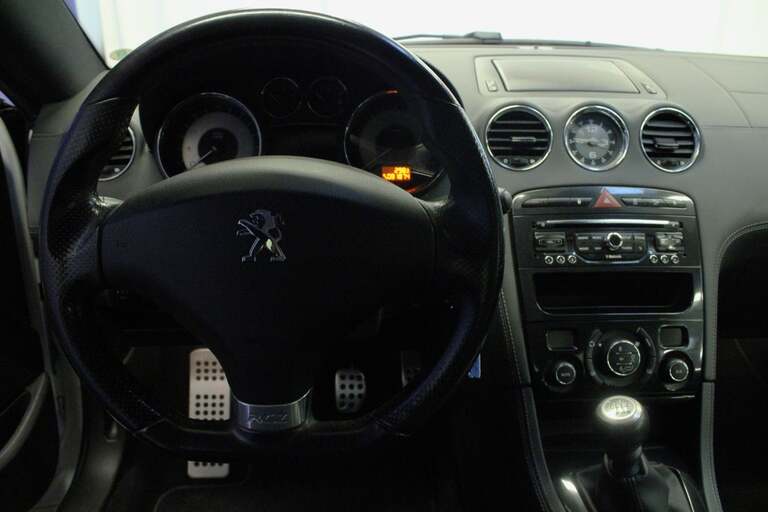 Peugeot RCZ