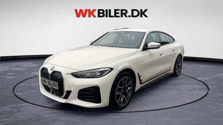 BMW i4