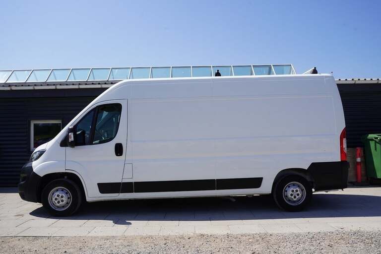 Peugeot Boxer 335