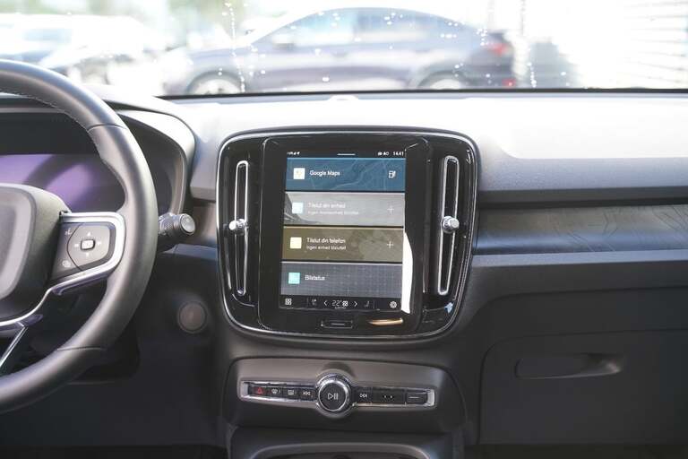 Volvo EX40