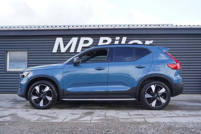 Volvo EX40