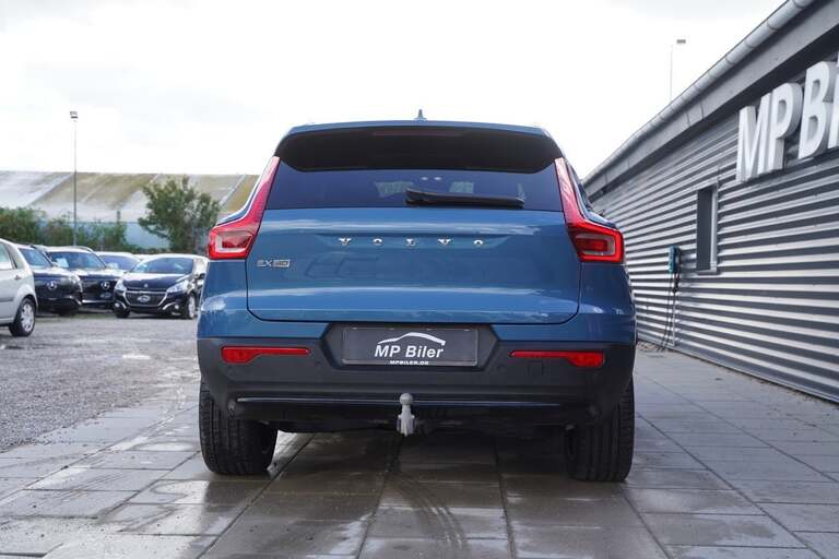 Volvo EX40