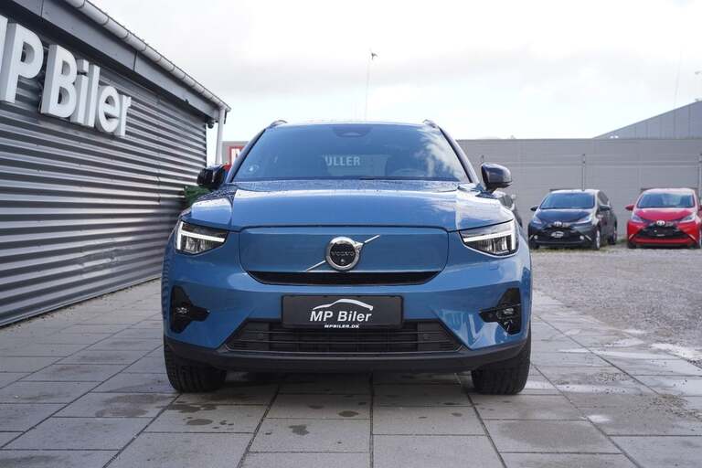 Volvo EX40