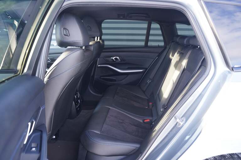 BMW 320e