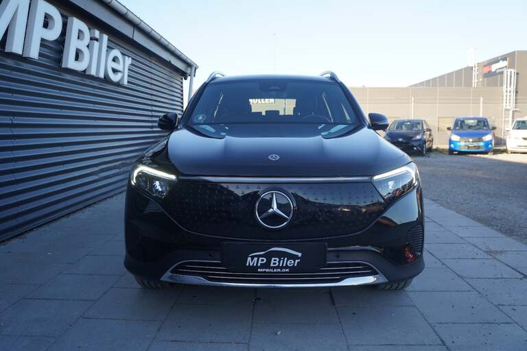 Mercedes EQB250+