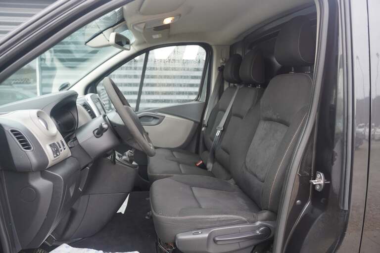 Renault Trafic T29
