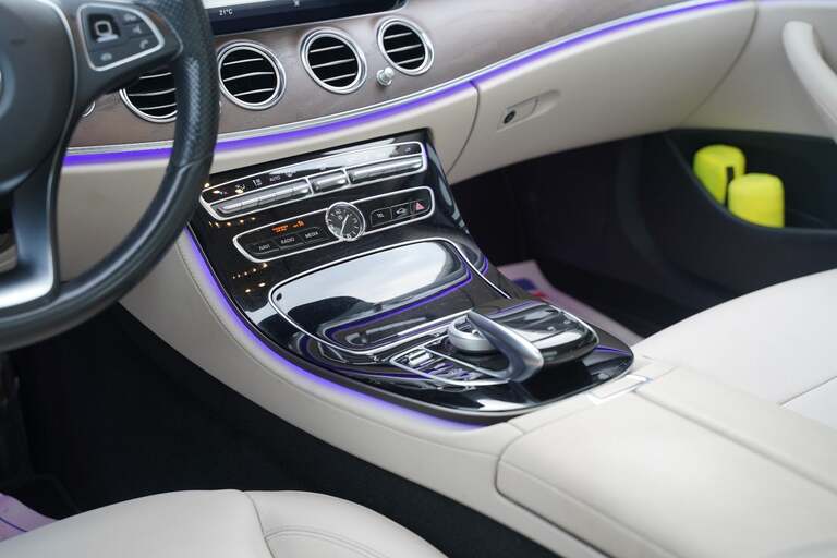 Mercedes E350 e