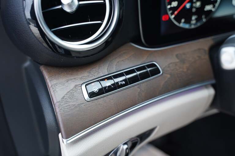 Mercedes E350 e