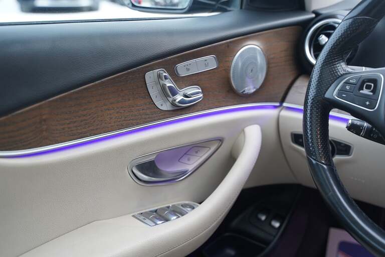 Mercedes E350 e