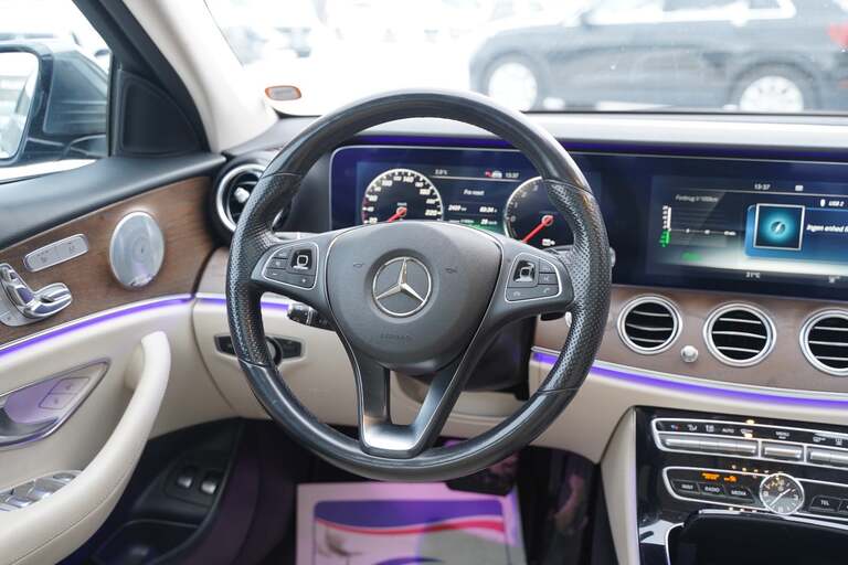 Mercedes E350 e
