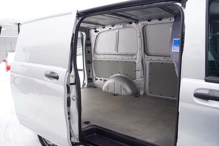 Mercedes Vito 114
