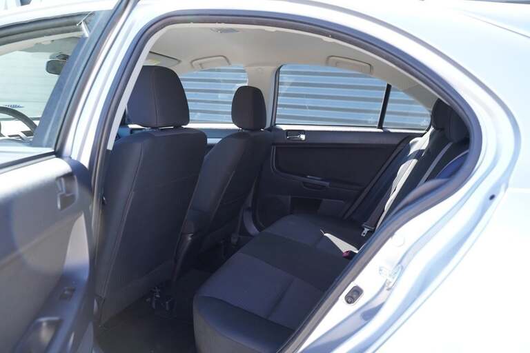 Mitsubishi Lancer