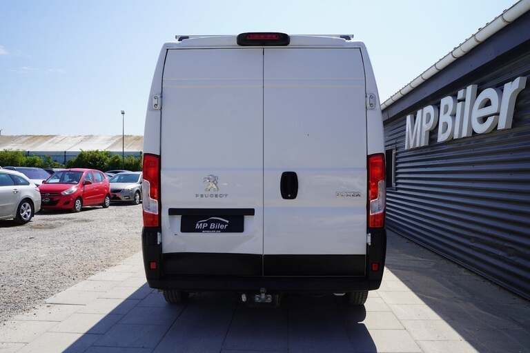 Peugeot Boxer 335