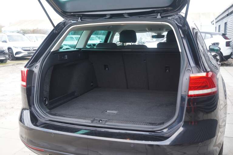 VW Passat