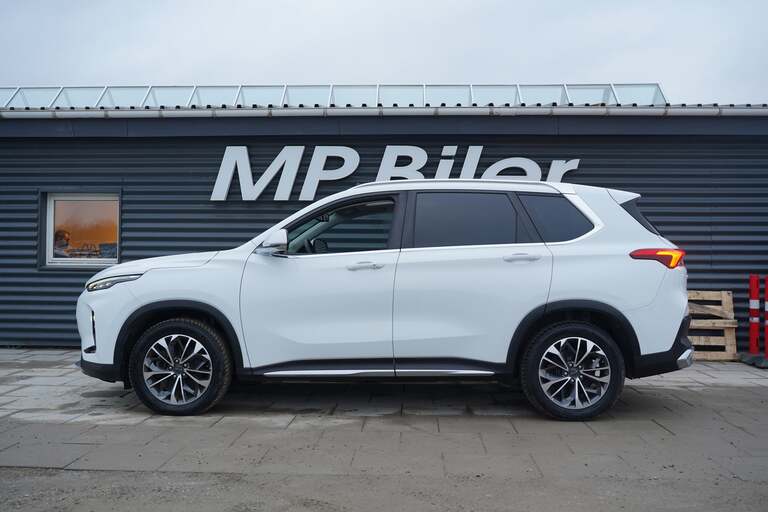 Maxus Euniq6