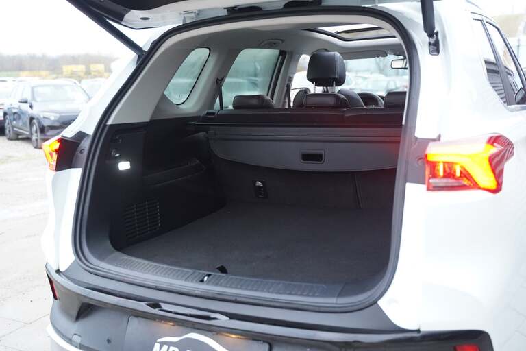 Maxus Euniq6
