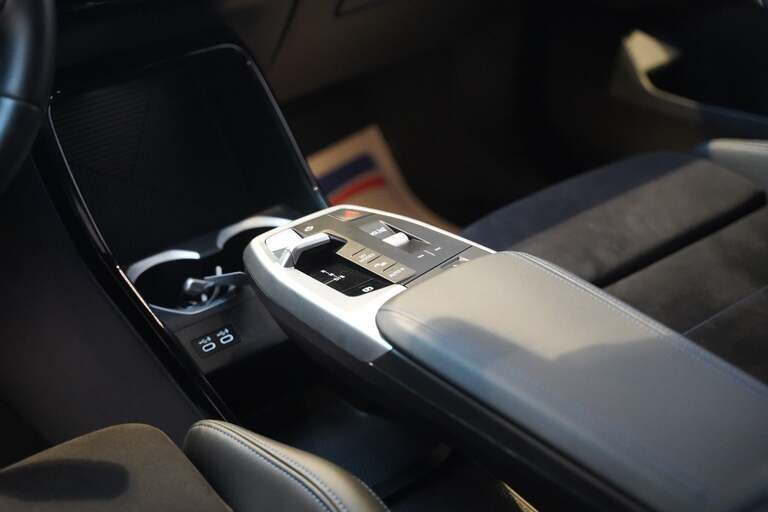 BMW iX2
