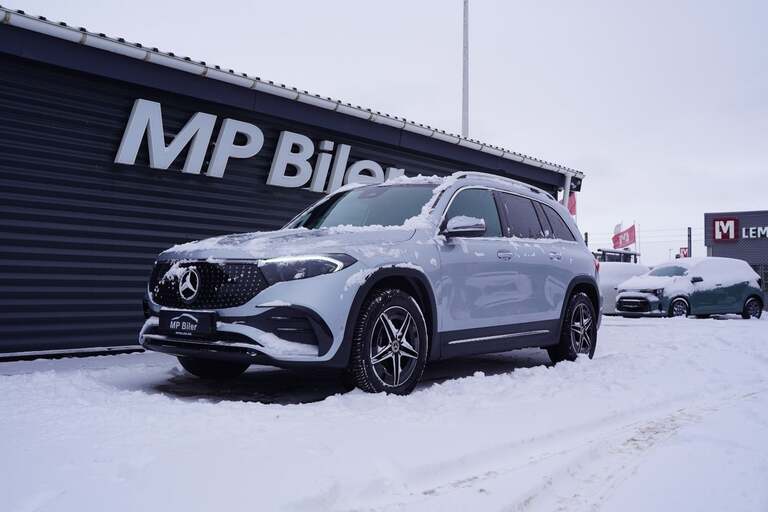 Mercedes EQB300
