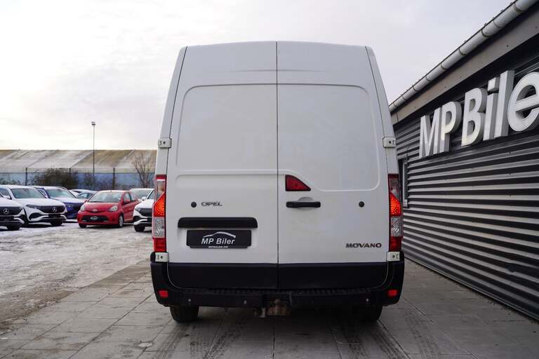 Opel Movano