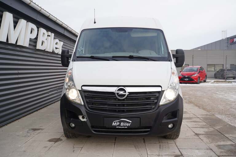 Opel Movano