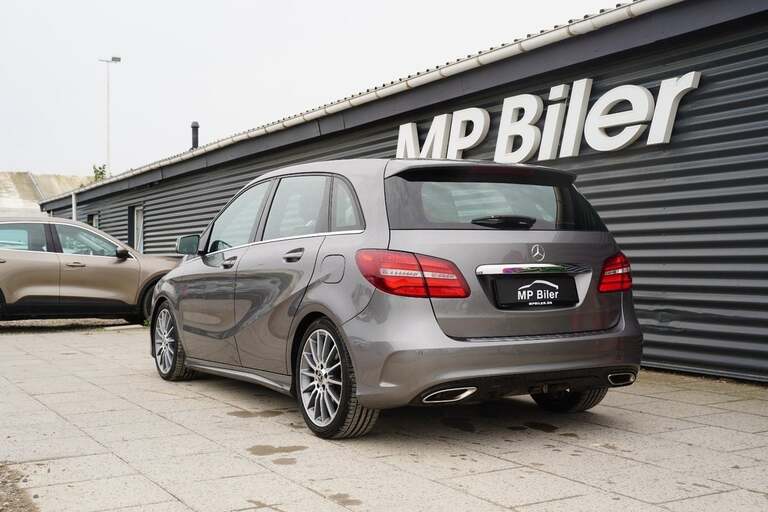 Mercedes B200