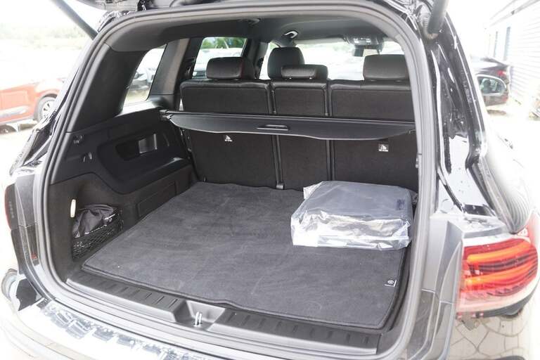 Mercedes EQB350