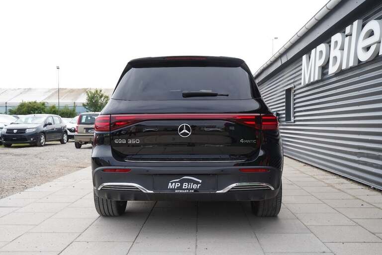 Mercedes EQB350