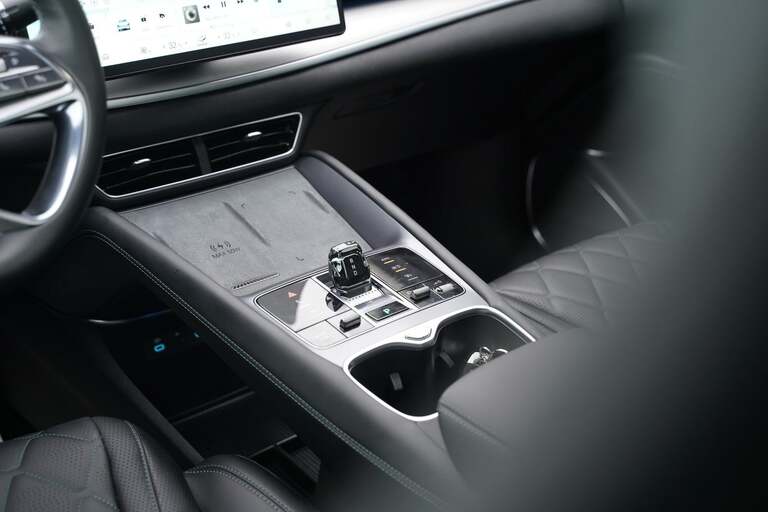 BYD Sealion 7
