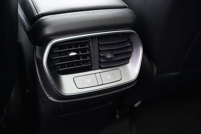 BYD Sealion 7