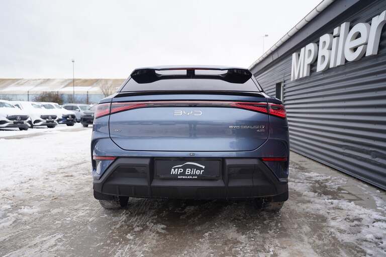 BYD Sealion 7