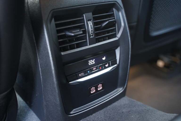 BMW 320e